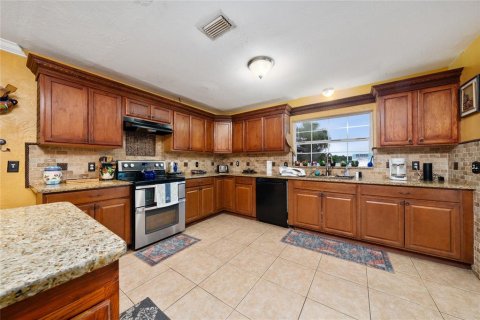 Villa ou maison à vendre à Deltona, Floride: 3 chambres, 185.06 m2 № 1823108 - photo 20