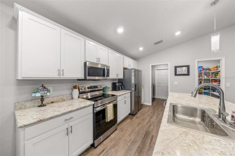 House in Ocala, Florida 3 bedrooms, 143.16 sq.m. № 2155878 - photo 8