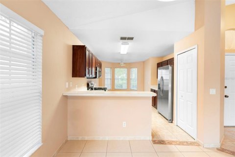 House in Orlando, Florida 3 bedrooms, 149.39 sq.m. № 1838272 - photo 14