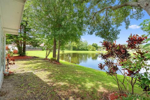 House in Orlando, Florida 3 bedrooms, 149.39 sq.m. № 1838272 - photo 4