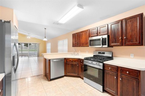 House in Orlando, Florida 3 bedrooms, 149.39 sq.m. № 1838272 - photo 19
