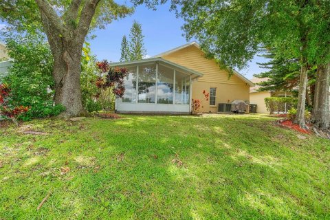 House in Orlando, Florida 3 bedrooms, 149.39 sq.m. № 1838272 - photo 7