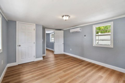Apartment in Saint Petersburg, Florida 1 bedroom, 41.81 sq.m. № 1879830 - photo 9