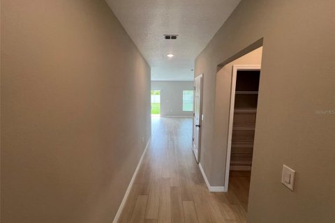 Villa ou maison à louer à Parrish, Floride: 5 chambres, 225.01 m2 № 2380912 - photo 3
