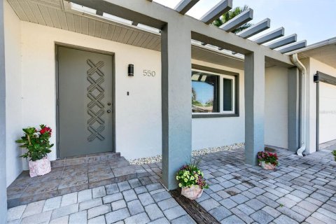 House in Longboat Key, Florida 3 bedrooms, 163.32 sq.m. № 2152120 - photo 7