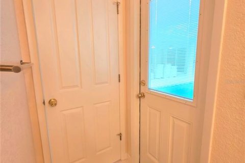 Casa en venta en Weeki Wachee, Florida, 4 dormitorios, 262.17 m2 № 1916969 - foto 21