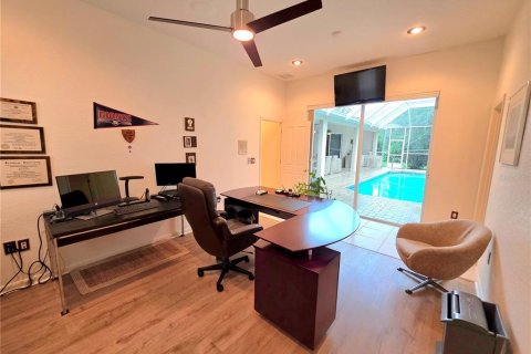 Casa en venta en Weeki Wachee, Florida, 4 dormitorios, 262.17 m2 № 1916969 - foto 25