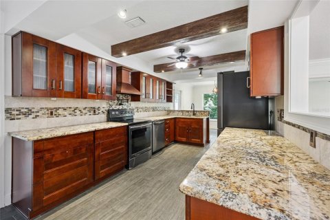 House in Belleview, Florida 3 bedrooms, 206.99 sq.m. № 1817998 - photo 13