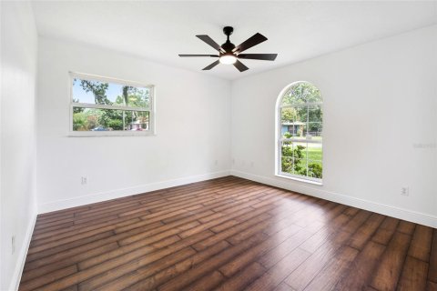 House in Belleview, Florida 3 bedrooms, 206.99 sq.m. № 1817998 - photo 27
