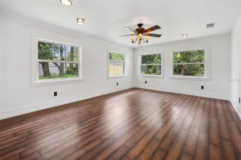 House in Belleview, Florida 3 bedrooms, 206.99 sq.m. № 1817998 - photo 18