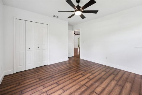 House in Belleview, Florida 3 bedrooms, 206.99 sq.m. № 1817998 - photo 28