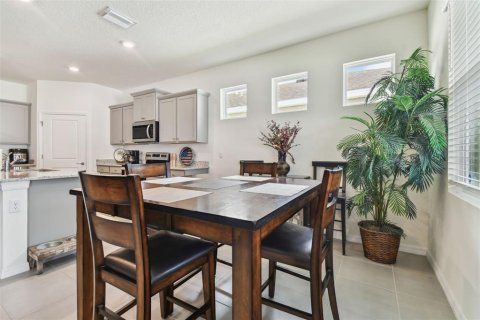 House in Riverview, Florida 4 bedrooms, 190.08 sq.m. № 1411799 - photo 24