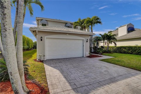 House in West Palm Beach, Florida 3 bedrooms, 264.59 sq.m. № 1713946 - photo 14