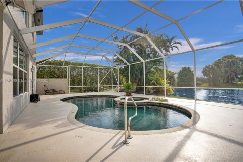 House in West Palm Beach, Florida 3 bedrooms, 264.59 sq.m. № 1713946 - photo 21