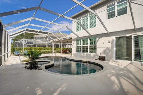 House in West Palm Beach, Florida 3 bedrooms, 264.59 sq.m. № 1713946 - photo 23