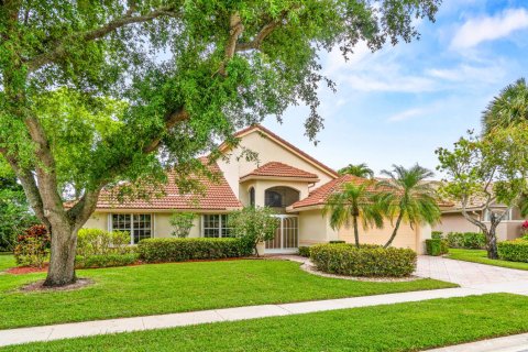 House in Boynton Beach, Florida 3 bedrooms, 198.07 sq.m. № 2181864