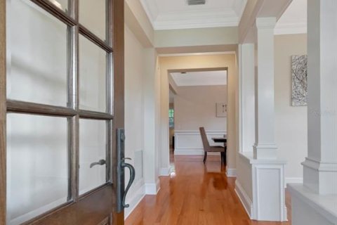 House in Tampa, Florida 4 bedrooms, 301.65 sq.m. № 1829407 - photo 6