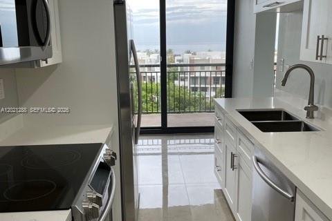Copropriété à louer à Fort Lauderdale, Floride: 2 chambres, 95.78 m2 № 2084064 - photo 20