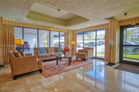 Copropriété à louer à Fort Lauderdale, Floride: 2 chambres, 95.78 m2 № 2084064 - photo 22
