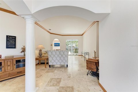 House in Bradenton, Florida 4 bedrooms, 225.85 sq.m. № 2227240 - photo 2