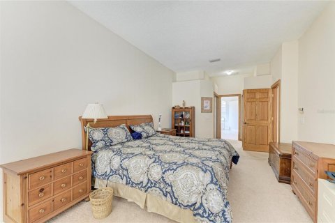 House in Bradenton, Florida 4 bedrooms, 225.85 sq.m. № 2227240 - photo 30