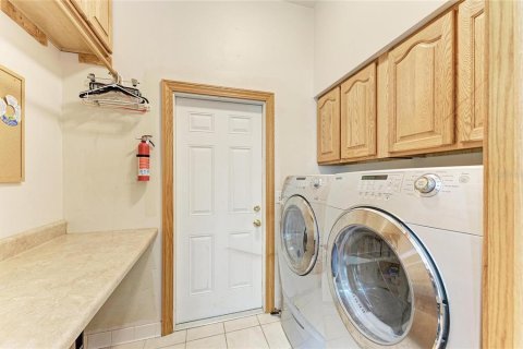 House in Bradenton, Florida 4 bedrooms, 225.85 sq.m. № 2227240 - photo 24