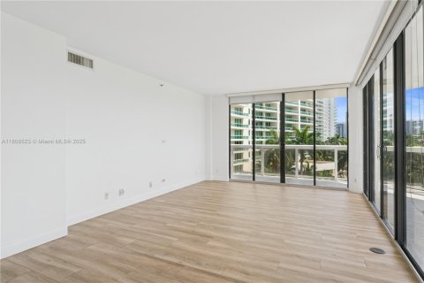 Copropriété à vendre à Aventura, Floride: 2 chambres, 124.49 m2 № 1745822 - photo 5
