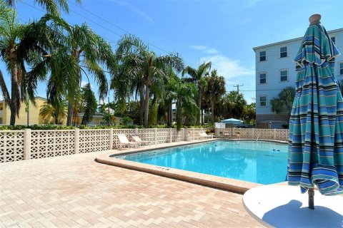 Copropriété à vendre à Sarasota, Floride: 2 chambres, 72.46 m2 № 2416880 - photo 26