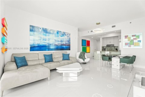 Copropriété à vendre à Miami, Floride: 2 chambres, 118.73 m2 № 2043022 - photo 10