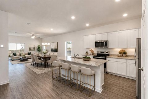 Villa ou maison à vendre à Winter Haven, Floride: 4 chambres, 173.08 m2 № 2138607 - photo 2