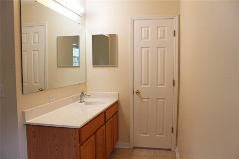 House in Lakeland, Florida 5 bedrooms, 206.43 sq.m. № 1893577 - photo 23