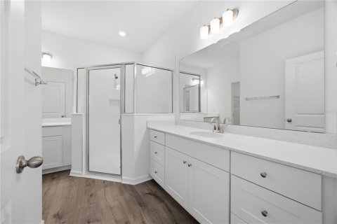 Villa ou maison à vendre à Okahumpka, Floride: 4 chambres, 180.04 m2 № 2236382 - photo 16