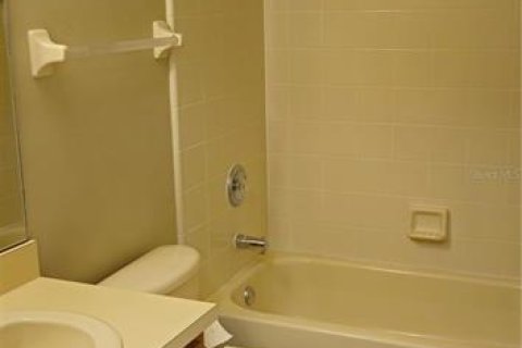 Casa en alquiler en Tavares, Florida, 2 dormitorios, 100.15 m2 № 1912314 - foto 13