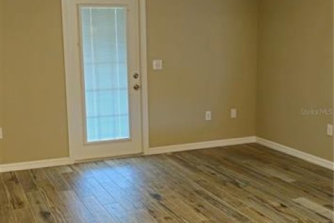 Casa en alquiler en Tavares, Florida, 2 dormitorios, 100.15 m2 № 1912314 - foto 7