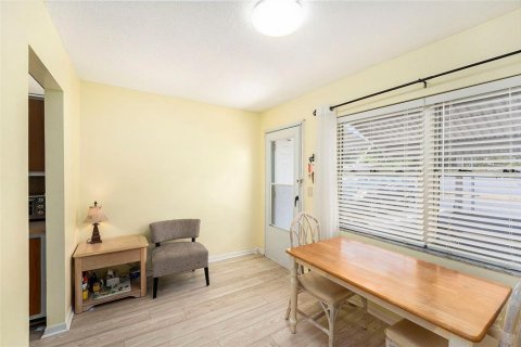 Condominio en venta en Saint Petersburg, Florida, 1 dormitorio, 69.21 m2 № 2226585 - foto 9