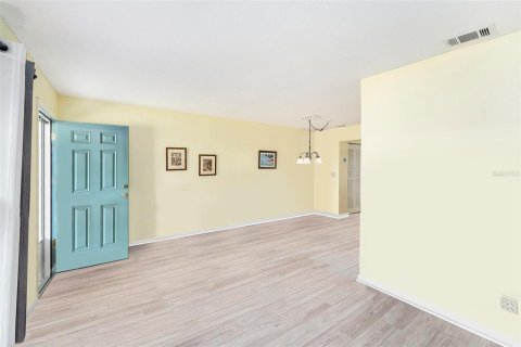Condominio en venta en Saint Petersburg, Florida, 1 dormitorio, 69.21 m2 № 2226585 - foto 5