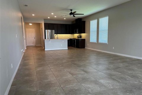Villa ou maison à louer à Clermont, Floride: 4 chambres, 173.91 m2 № 2381208 - photo 9
