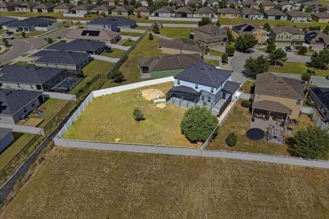 Casa en venta en Haines City, Florida, 5 dormitorios, 262.45 m2 № 2097246 - foto 15