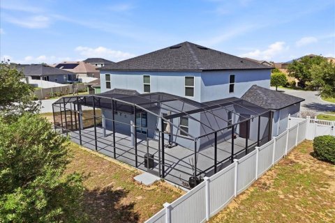 Casa en venta en Haines City, Florida, 5 dormitorios, 262.45 m2 № 2097246 - foto 8