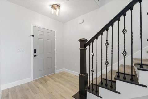 Casa en venta en Haines City, Florida, 5 dormitorios, 262.45 m2 № 2097246 - foto 17