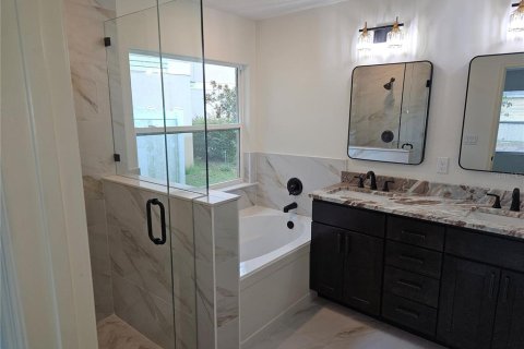 Casa en alquiler en Mount Dora, Florida, 4 dormitorios, 156.63 m2 № 1905848 - foto 14