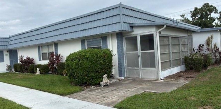 Condo in Sun City Center, Florida, 1 bedroom № 2095766