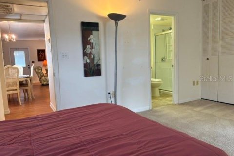Condo in Sun City Center, Florida, 1 bedroom № 2095766 - photo 20