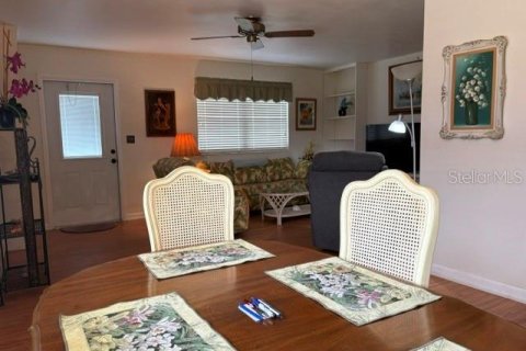 Condo in Sun City Center, Florida, 1 bedroom № 2095766 - photo 6