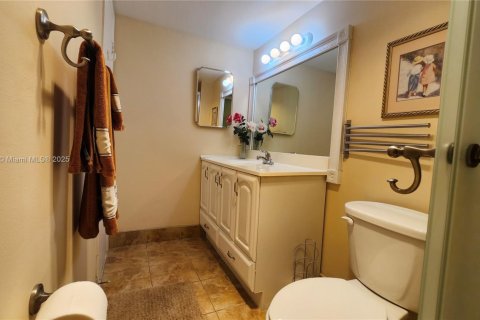 Copropriété à vendre à Deerfield Beach, Floride: 2 chambres, 92.9 m2 № 1928774 - photo 13