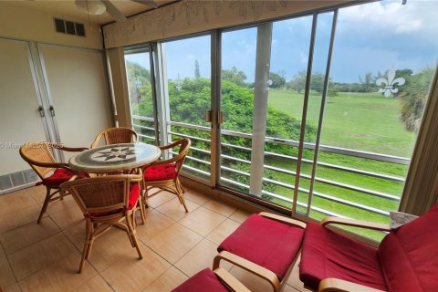 Copropriété à vendre à Deerfield Beach, Floride: 2 chambres, 92.9 m2 № 1928774 - photo 18