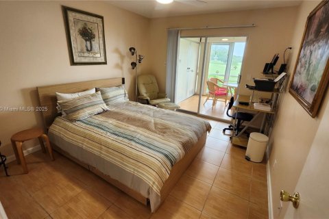 Copropriété à vendre à Deerfield Beach, Floride: 2 chambres, 92.9 m2 № 1928774 - photo 10