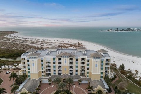 Condo in Saint Petersburg, Florida, 3 bedrooms  № 2124102 - photo 5