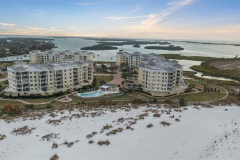 Condo in Saint Petersburg, Florida, 3 bedrooms  № 2124102 - photo 6