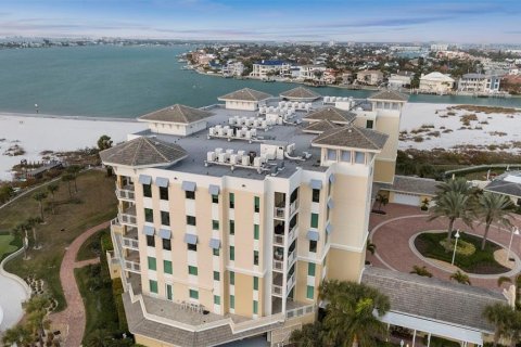 Condo in Saint Petersburg, Florida, 3 bedrooms  № 2124102 - photo 4